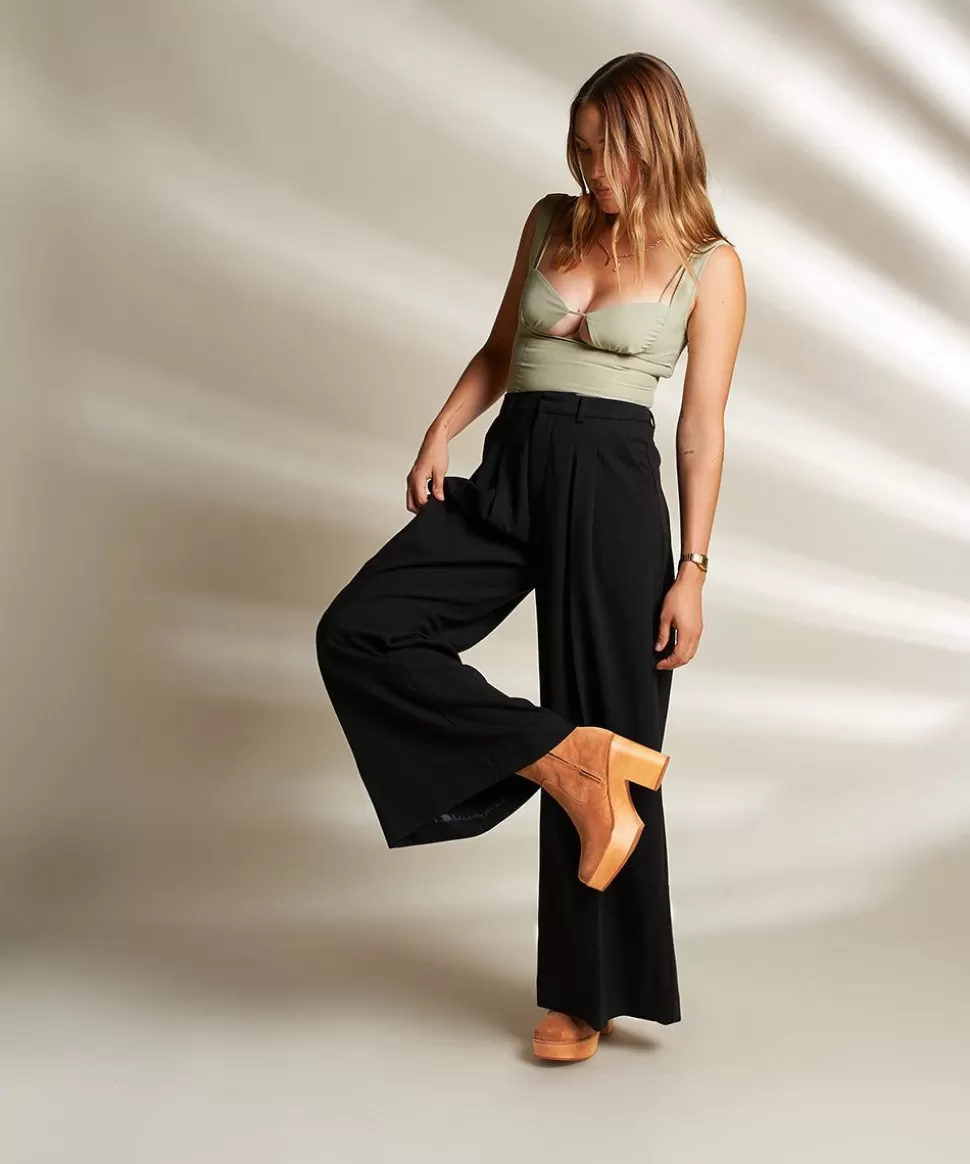 paz_in_camel_4-2.webp Hot Charlotte Stone Paz In Camel