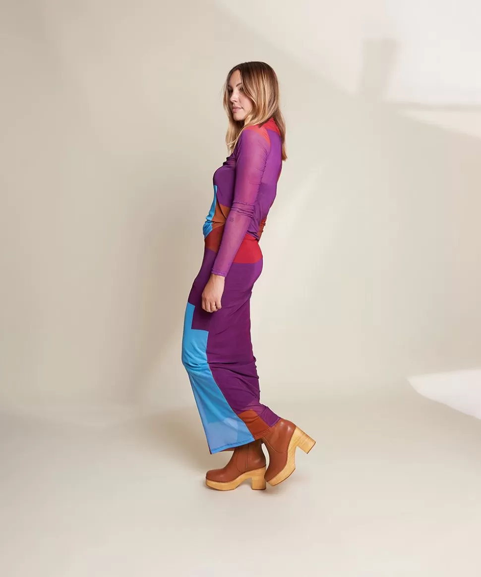 paz_in_luggage_5.webp Online Charlotte Stone Paz In Luggage