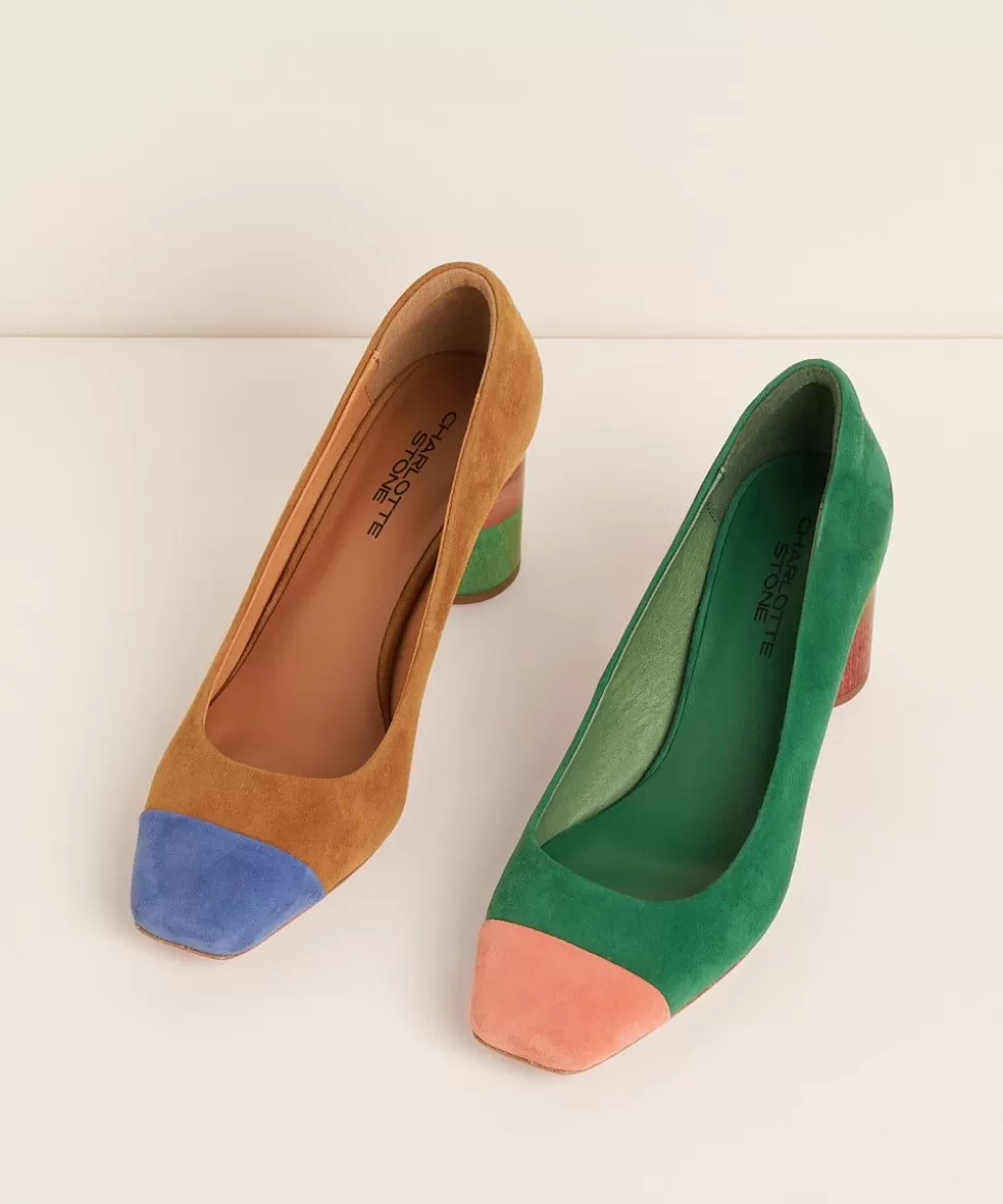 risa_in_kingston_2.webp Fashion Charlotte Stone Risa In Kingston